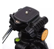 Universal tripod başlığı